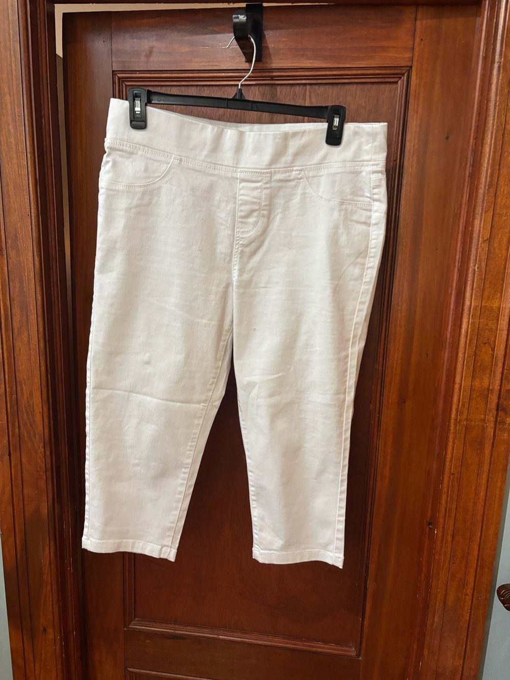 Avenue Denim White Stretch Pull On Cropped Jeans Capris High Waist Size 16